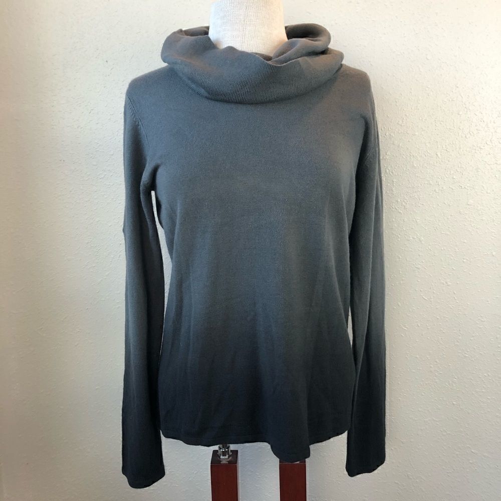 Dress Barn Long Sleev Cowl Neck Sweater Size M